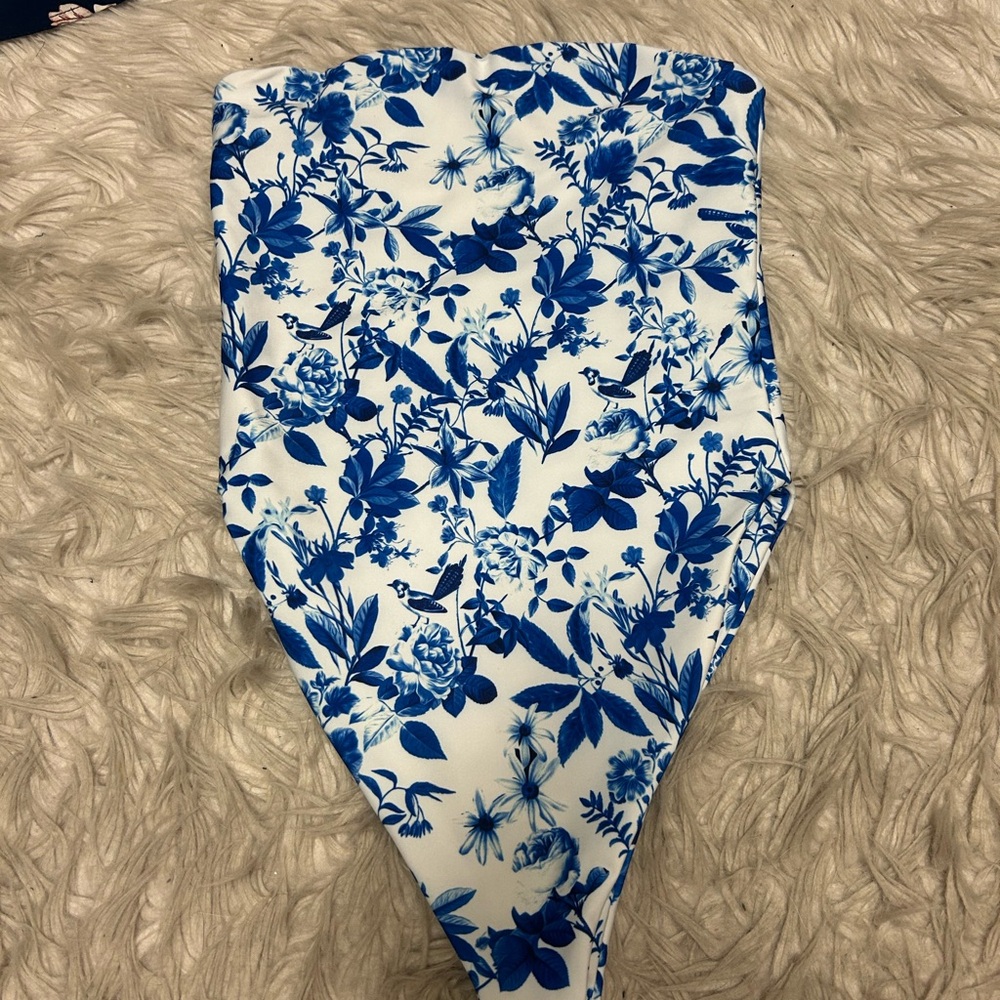NWOT Skatie One Piece Swimsuit in Wisteria Print - Picture 2 of 4